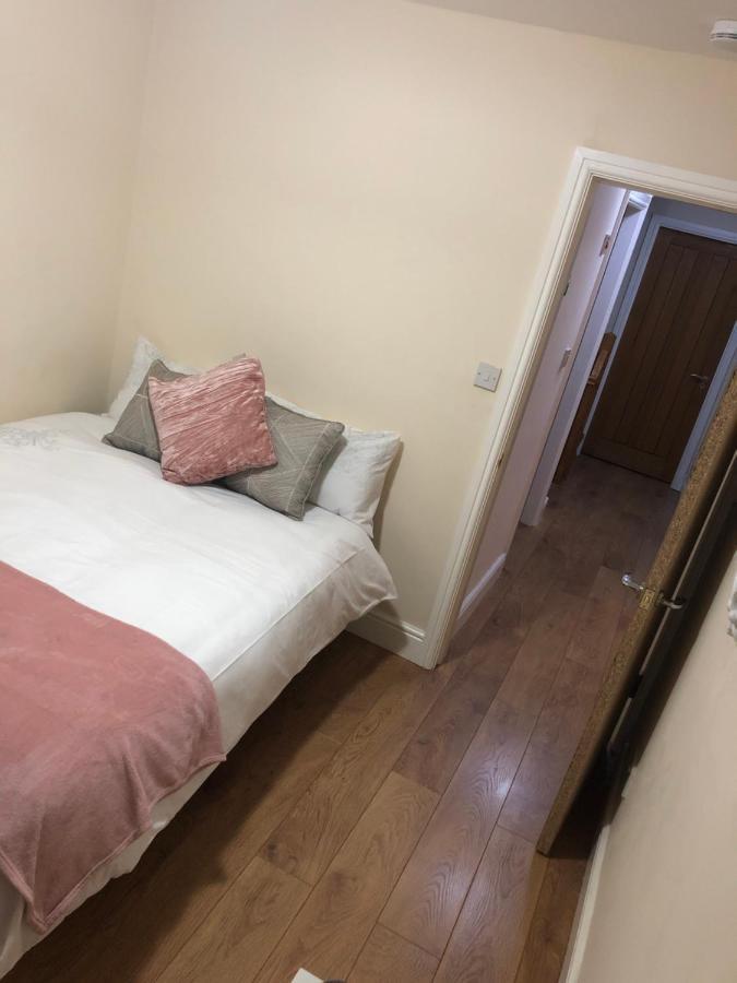 Big Room Rusholme With Tv And Private Bathroom-Parking&Wifi Manchester Dış mekan fotoğraf