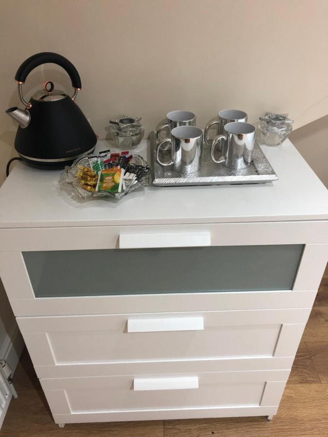 Big Room Rusholme With Tv And Private Bathroom-Parking&Wifi Manchester Dış mekan fotoğraf