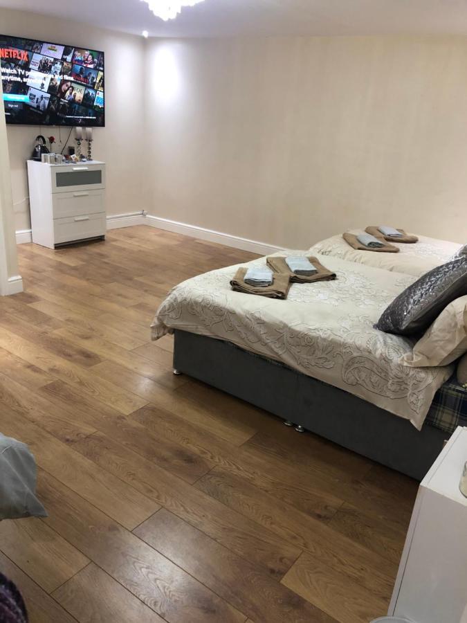 Big Room Rusholme With Tv And Private Bathroom-Parking&Wifi Manchester Dış mekan fotoğraf