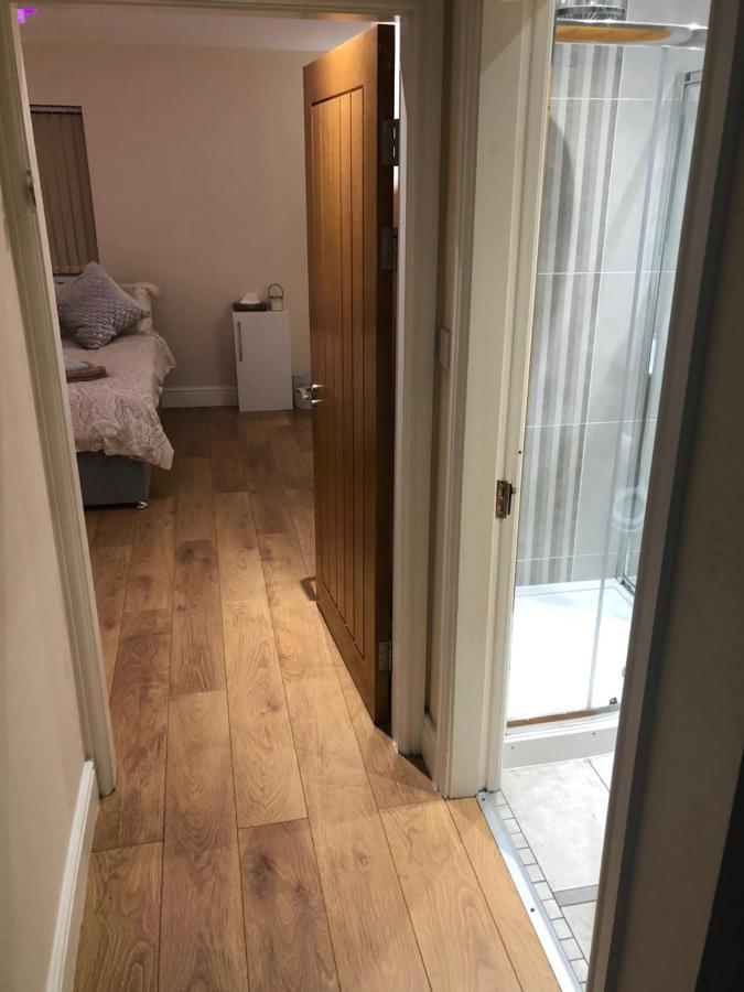 Big Room Rusholme With Tv And Private Bathroom-Parking&Wifi Manchester Dış mekan fotoğraf