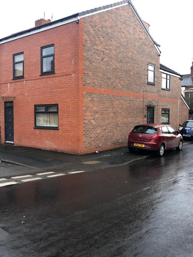 Big Room Rusholme With Tv And Private Bathroom-Parking&Wifi Manchester Dış mekan fotoğraf