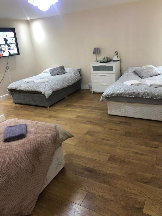 Big Room Rusholme With Tv And Private Bathroom-Parking&Wifi Manchester Dış mekan fotoğraf