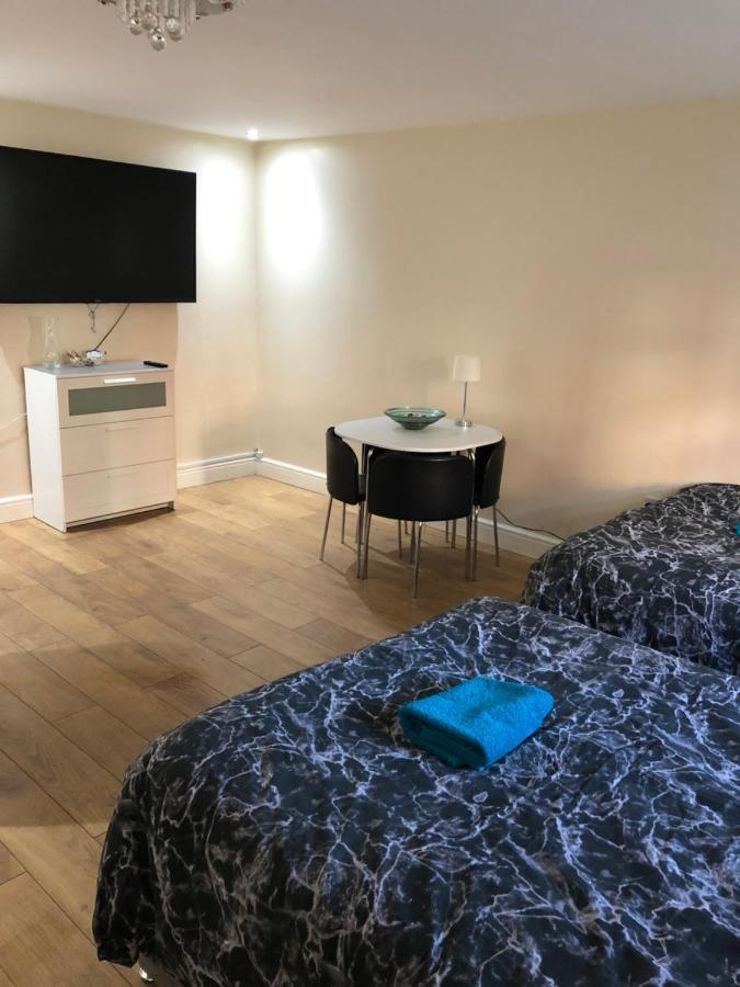 Big Room Rusholme With Tv And Private Bathroom-Parking&Wifi Manchester Dış mekan fotoğraf